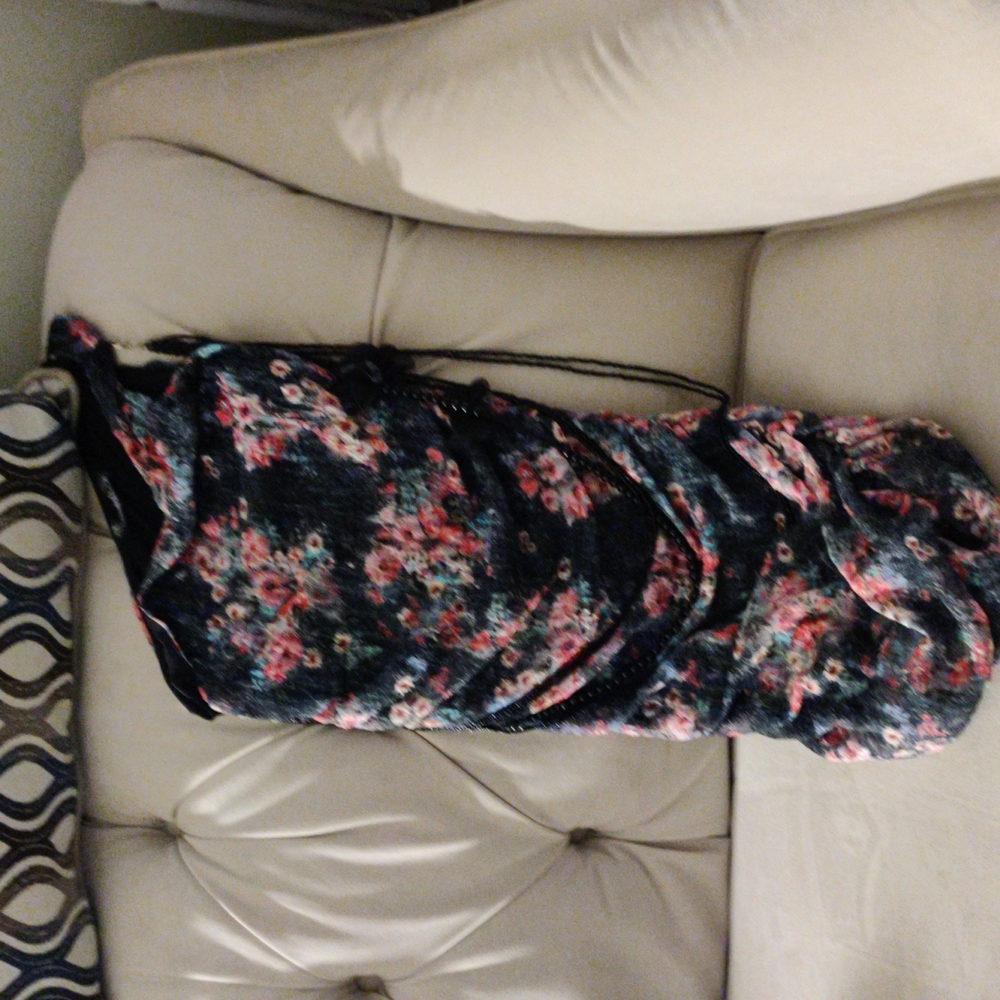 Black Floral One Shoulder Dress, Juniors Size XS, Fashion Exit, New without Tag